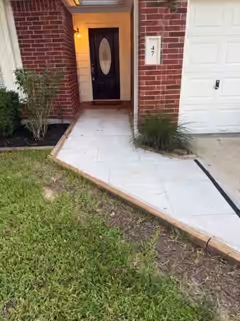 Photo 7 of 47 Hidden Meadow Drive, The Woodlands, TX