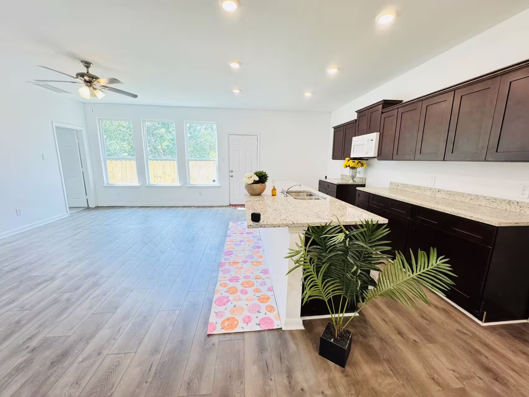 Photo 6 of 11206 Beverley Park Street, Sugar Land, TX