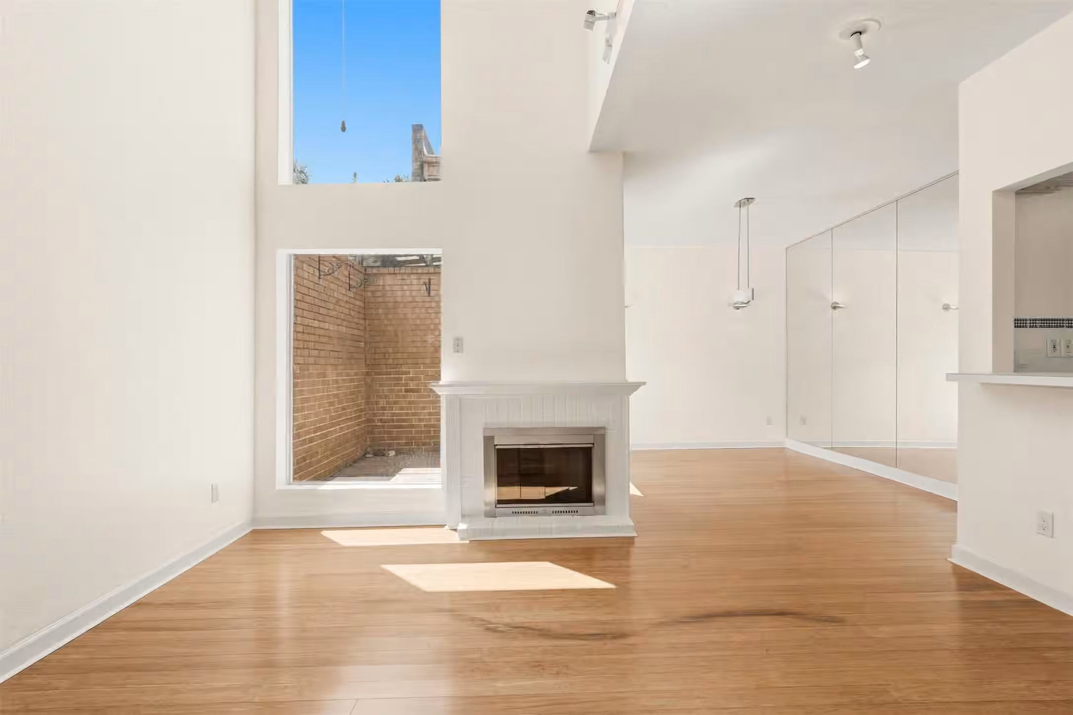 Photo 6 of 2507 Mandell Street, Houston, TX