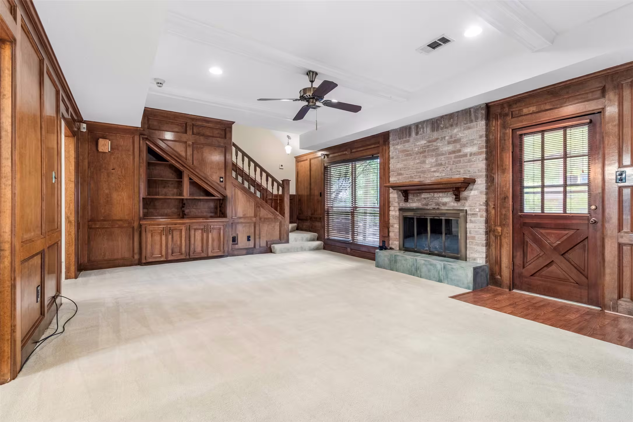 Photo 5 of 3238 Redwood Lodge Dr Drive, Houston, TX