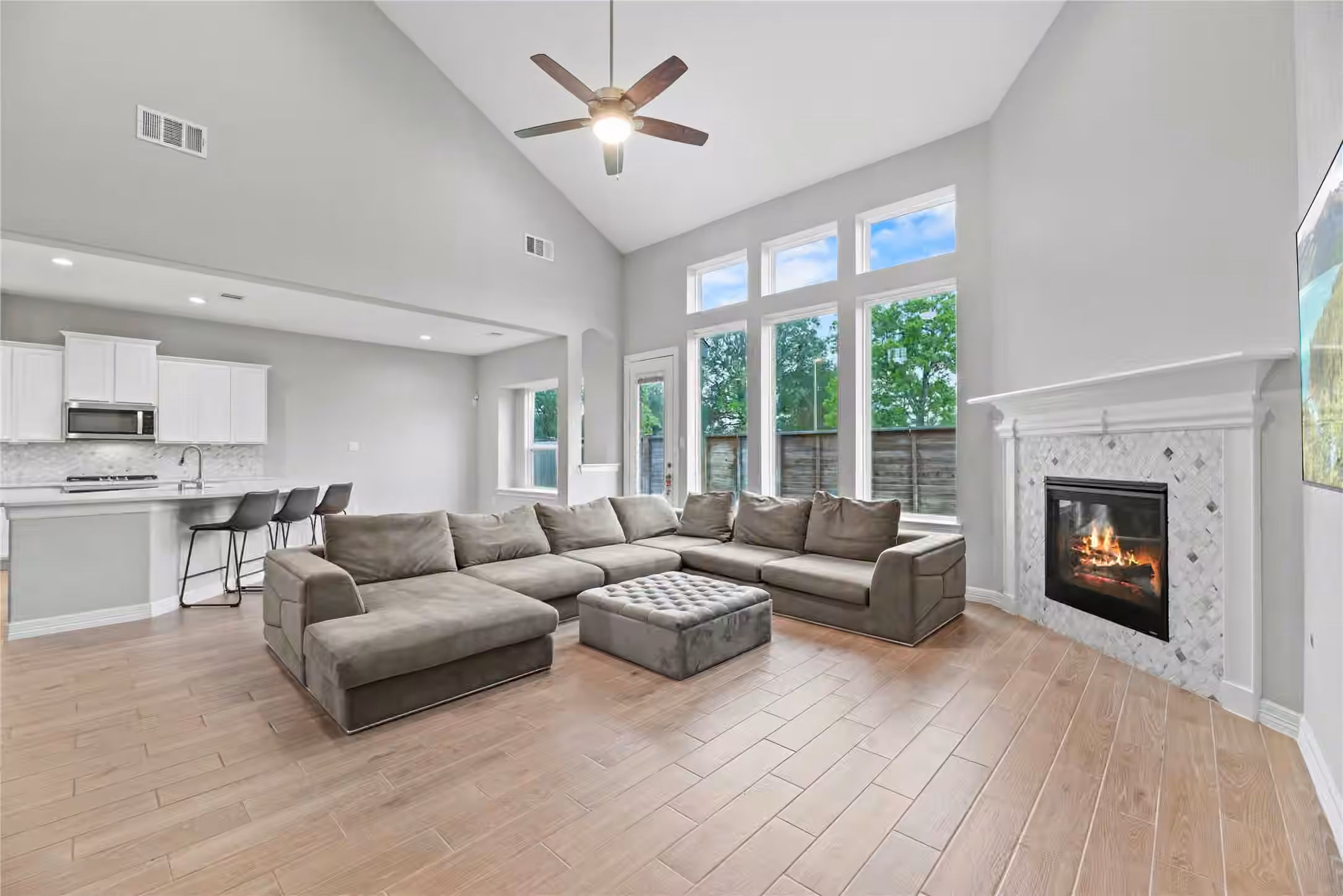 Photo 5 of 2411 Jitterbug Lane, Katy, TX