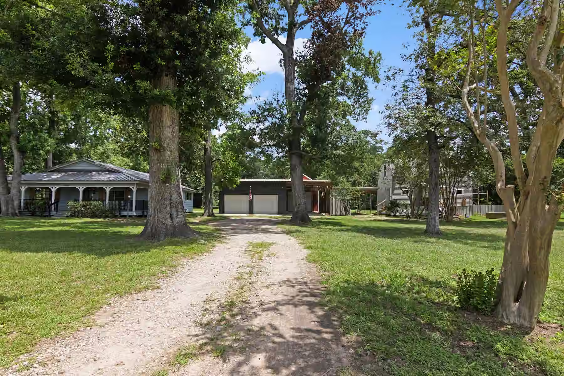 Photo of 11501 Friendship Lane, Conroe, TX