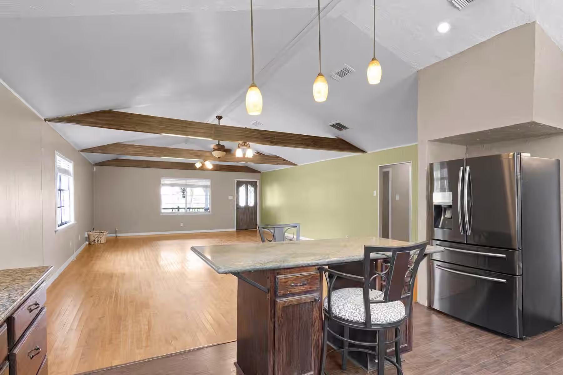 Photo 5 of 11501 Friendship Lane, Conroe, TX