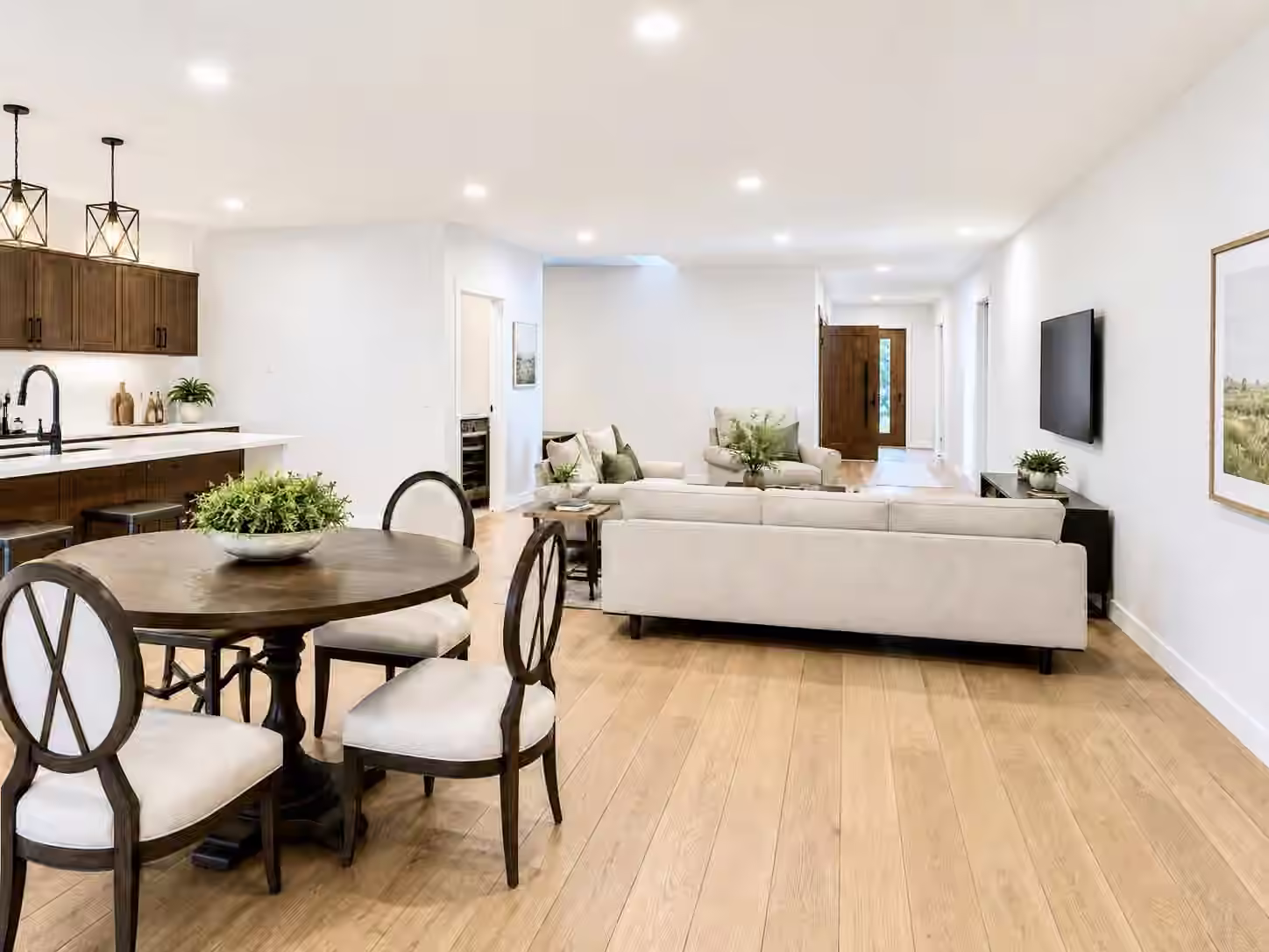 Photo 5 of 6671 Nielan Street, Houston, TX