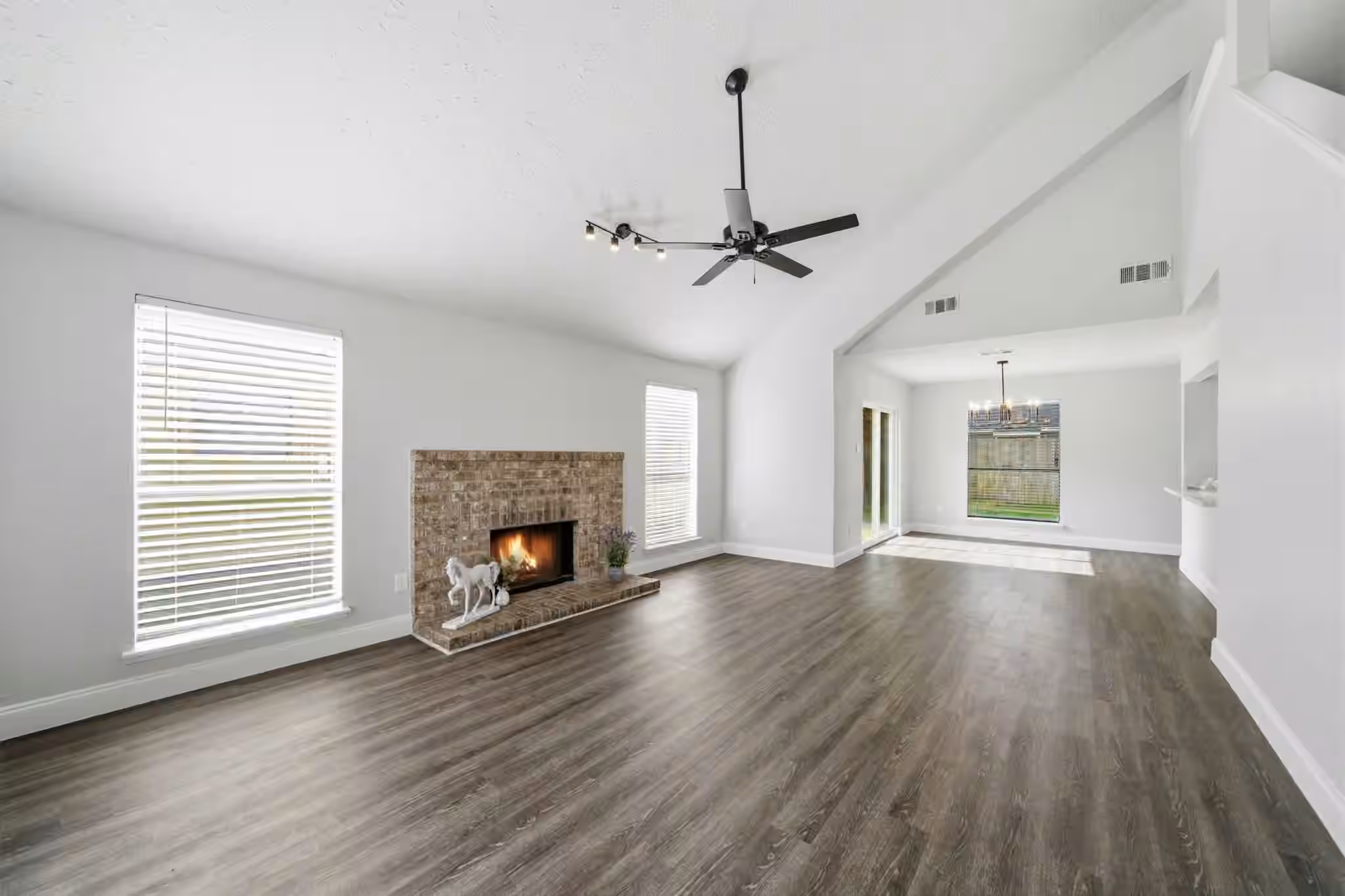 Photo 4 of 13307 Cape Province Drive, Houston, TX
