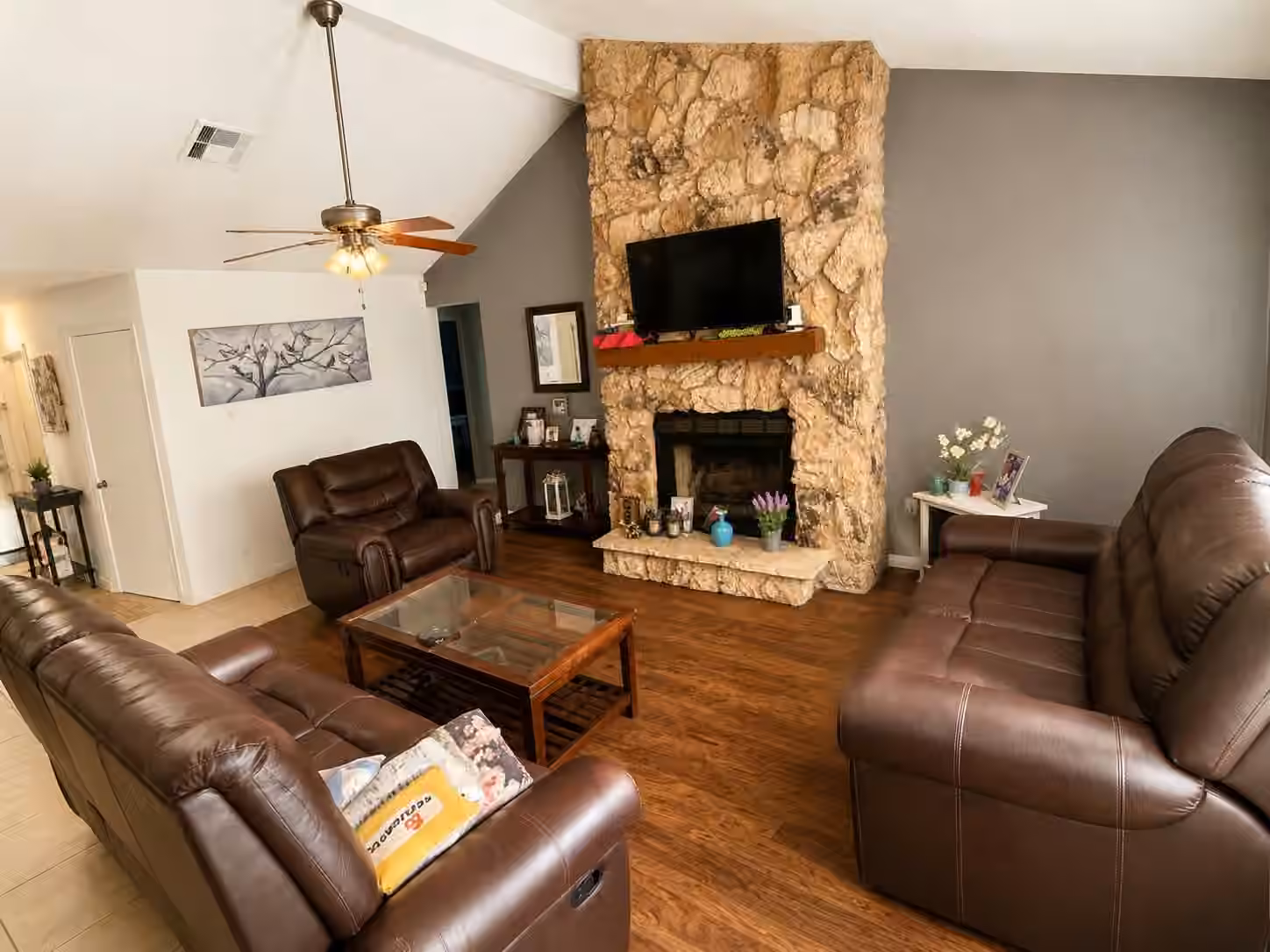 Photo 4 of 7819 Breda Drive, Baytown, TX