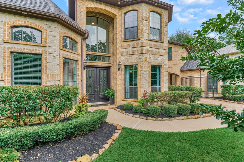 Photo 5 of 210 Spyglass Park Loop, Montgomery, TX