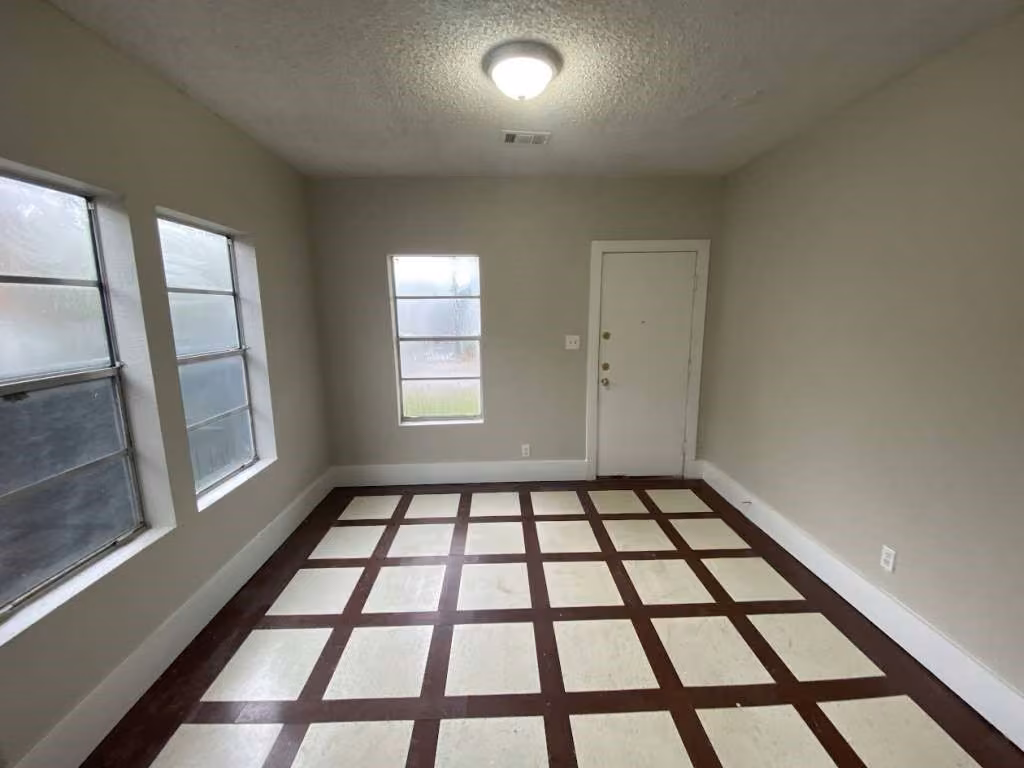 Photo 2 of 8213 E Erath Street, Houston, TX