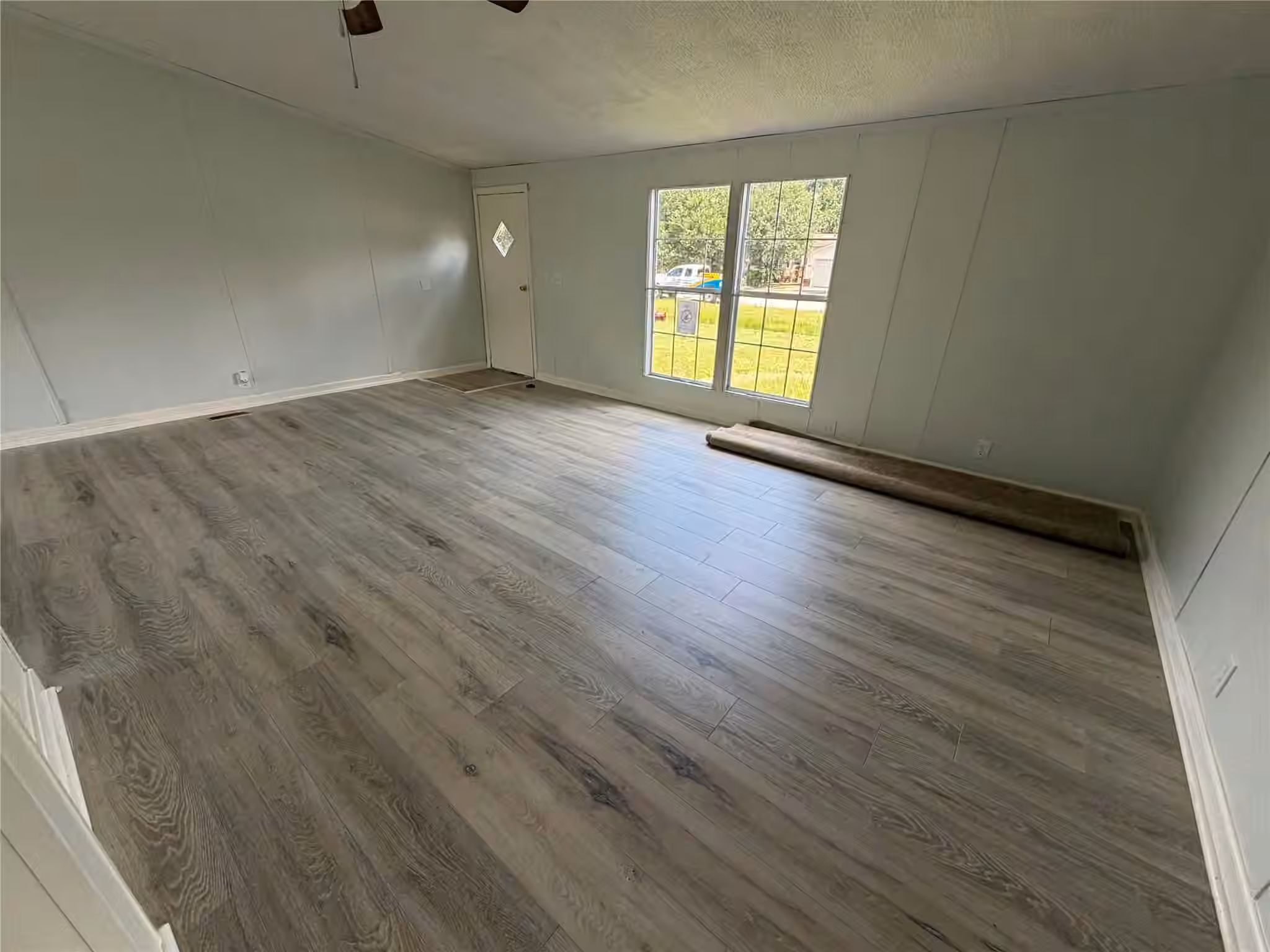 Photo 2 of 16400 Hill Country Drive, Conroe, TX