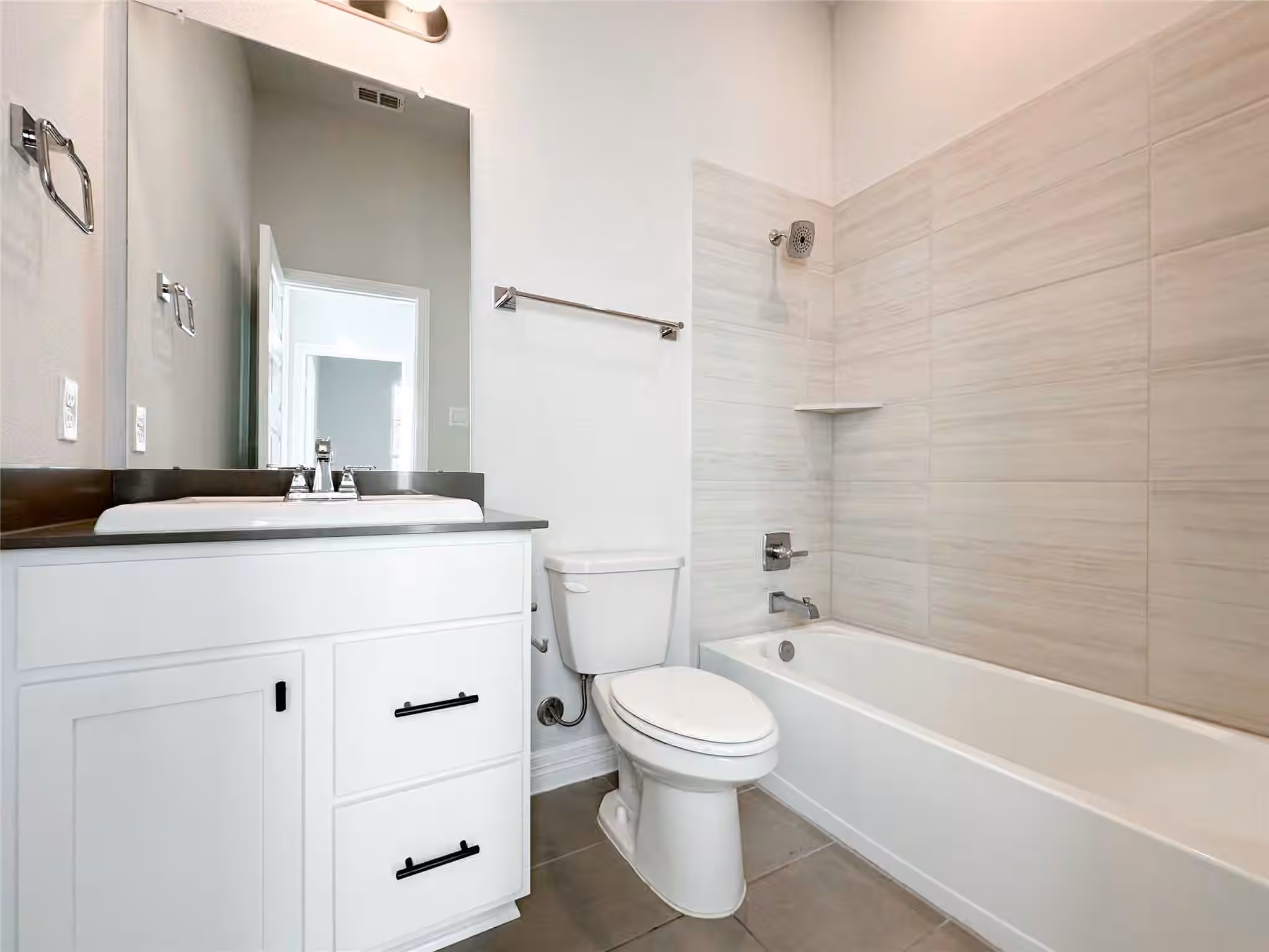Photo 7 of 9411 Coleraine Court, Tomball, TX