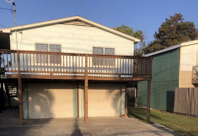 Photo of 1112 7th Street, San Leon, TX 77539