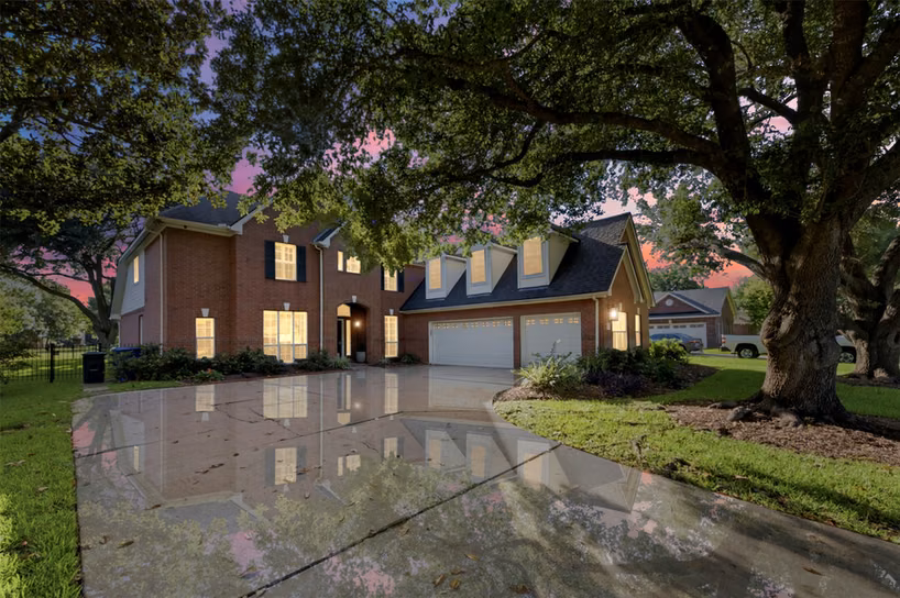Photo of 2319 Quarterpath Drive, Richmond, TX 77406
