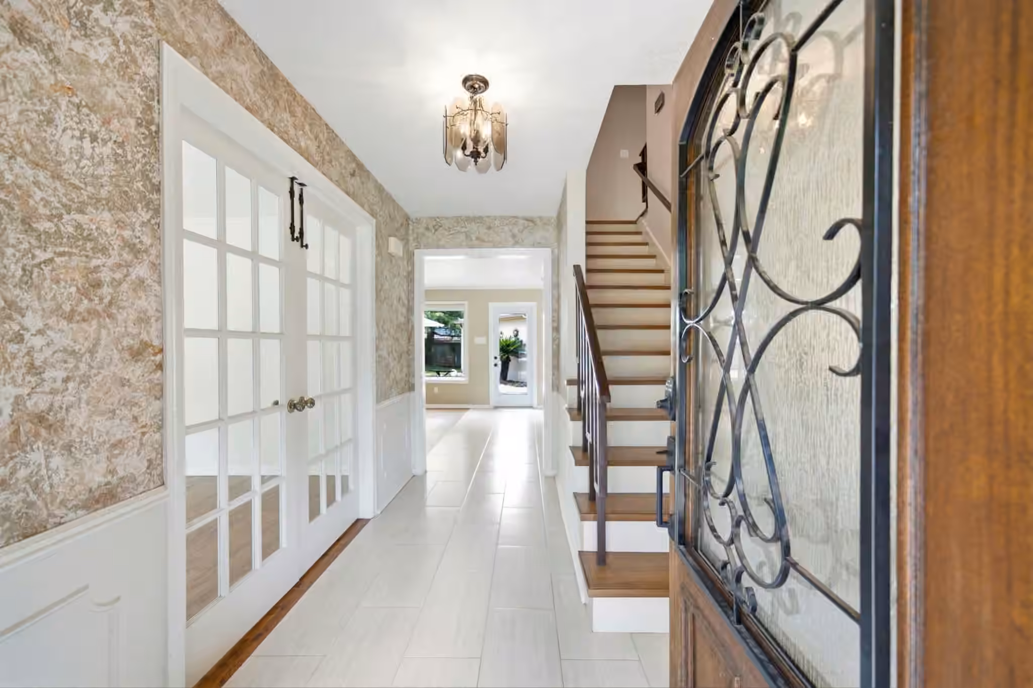 Photo 7 of 8102 Durklyn Lane, Houston, TX