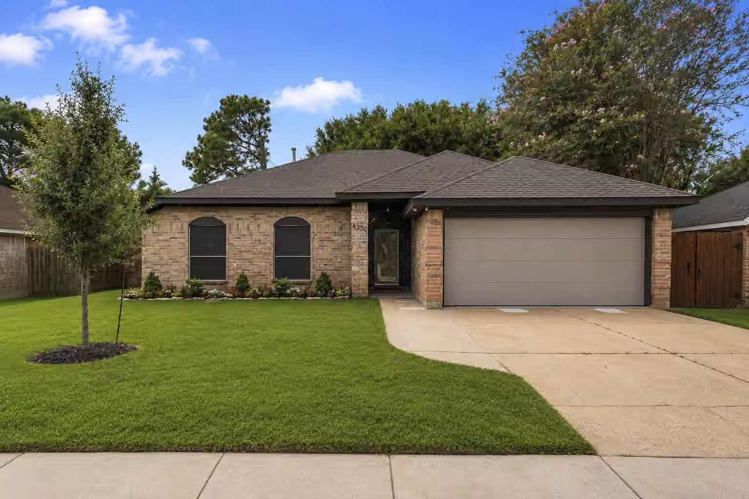 Photo of 4330 Glen Avon Drive, Pasadena, TX 77505