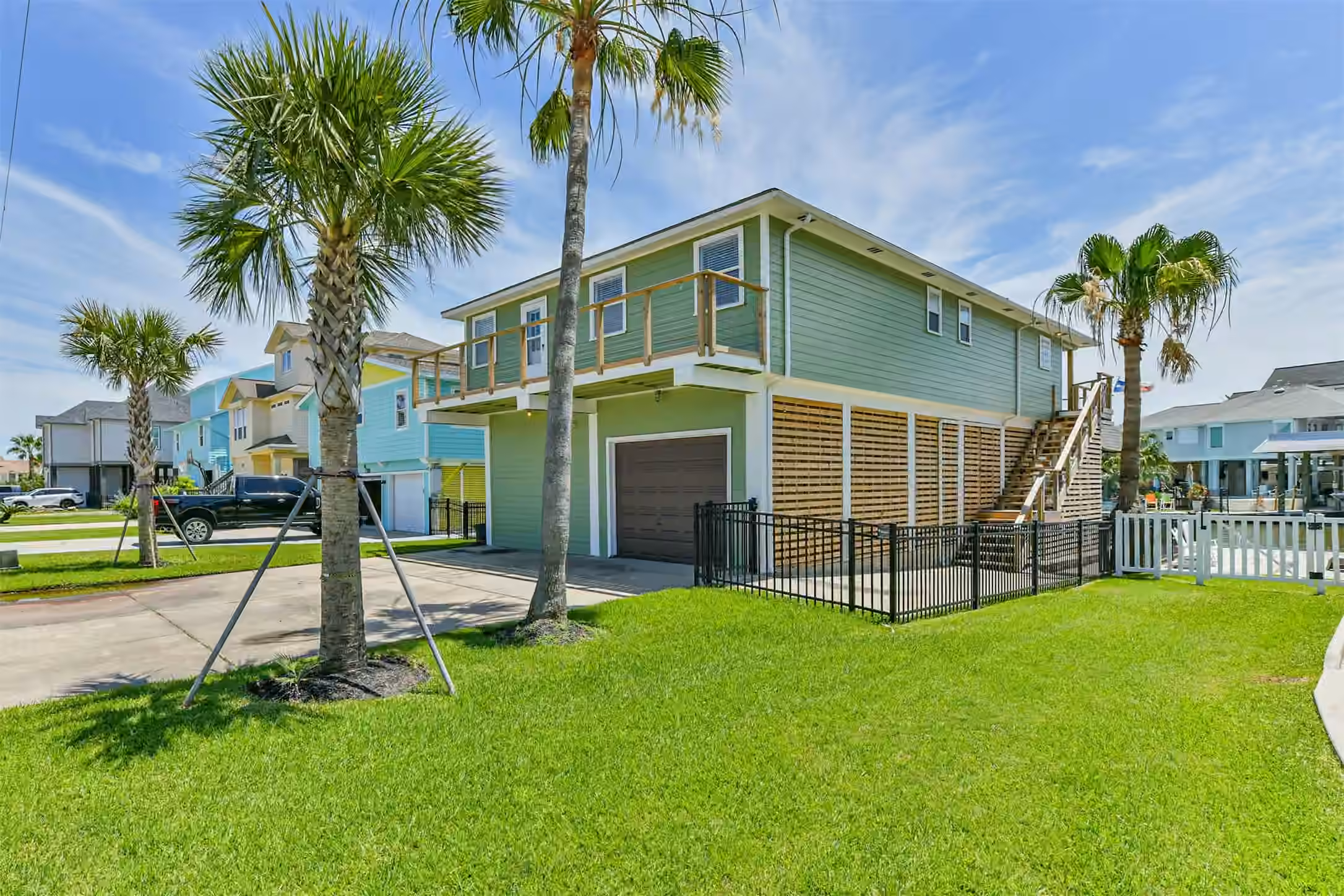 Photo 5 of 1823 Tiki Drive, Galveston, TX