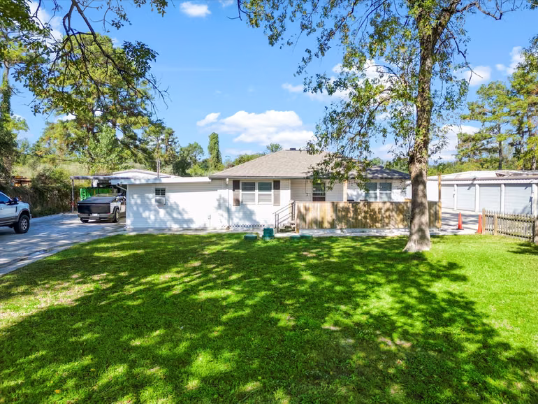 Photo 2 of 9902 Franklin Road, Houston, TX
