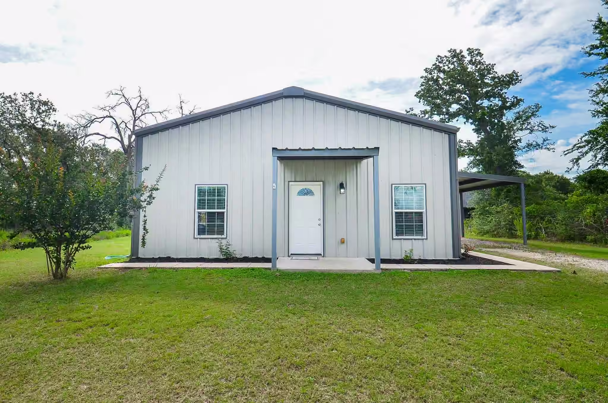 Photo 2 of 24719 Roscommon, Hempstead, TX