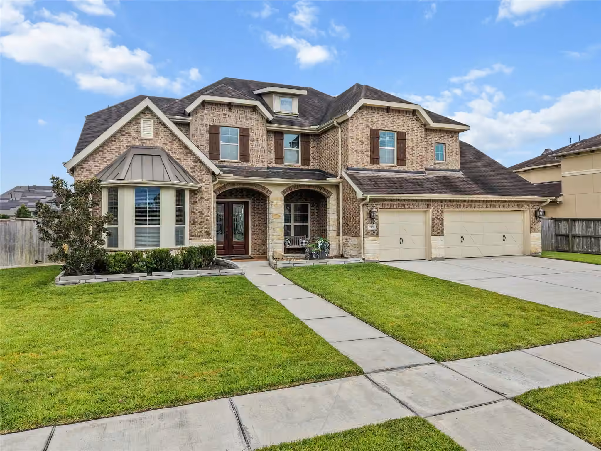 Photo 3 of 1805 Sterling Creek Drive, Friendswood, TX