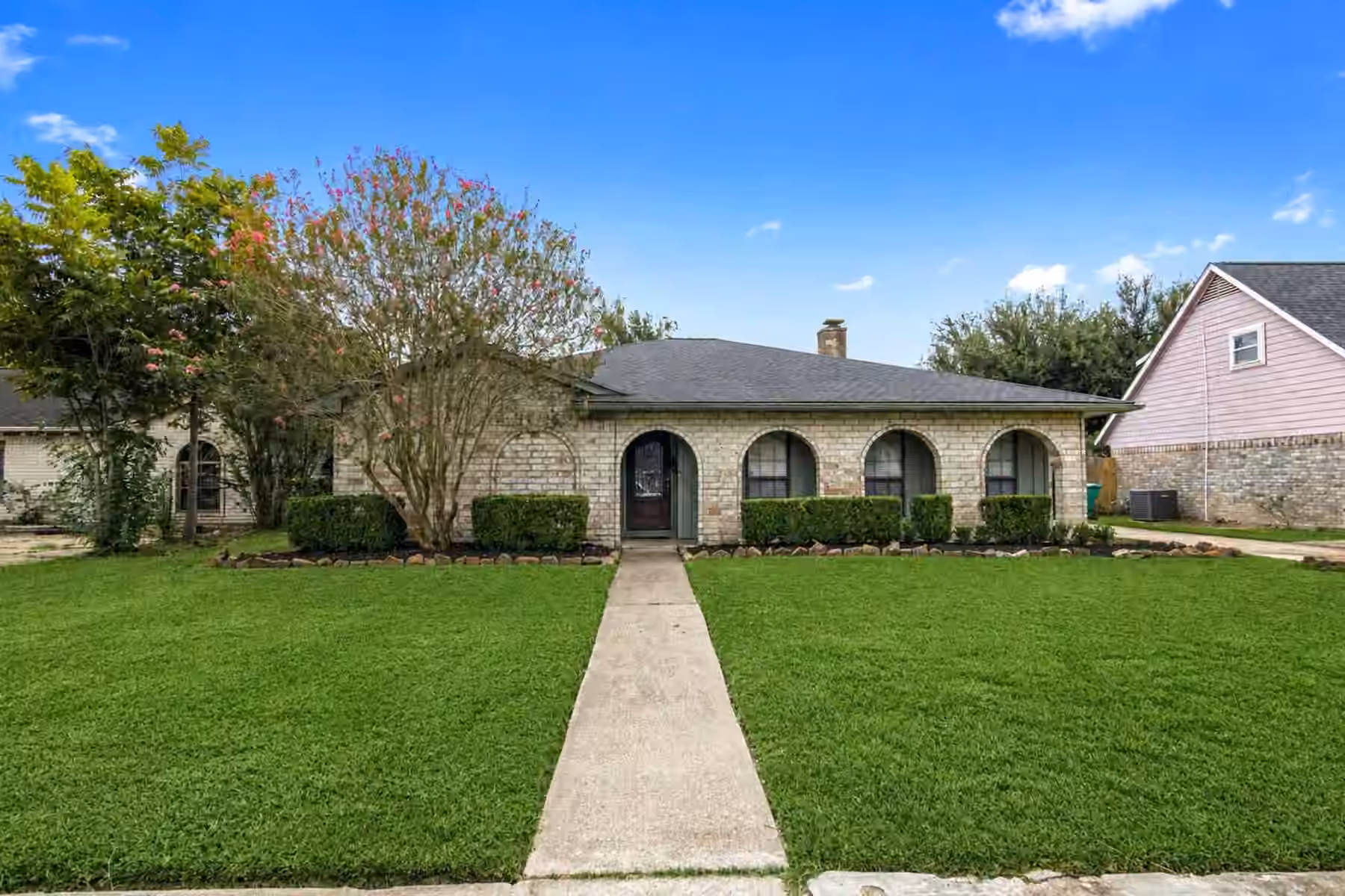 Photo of 10126 Sageaspen Lane, Houston, TX 77089