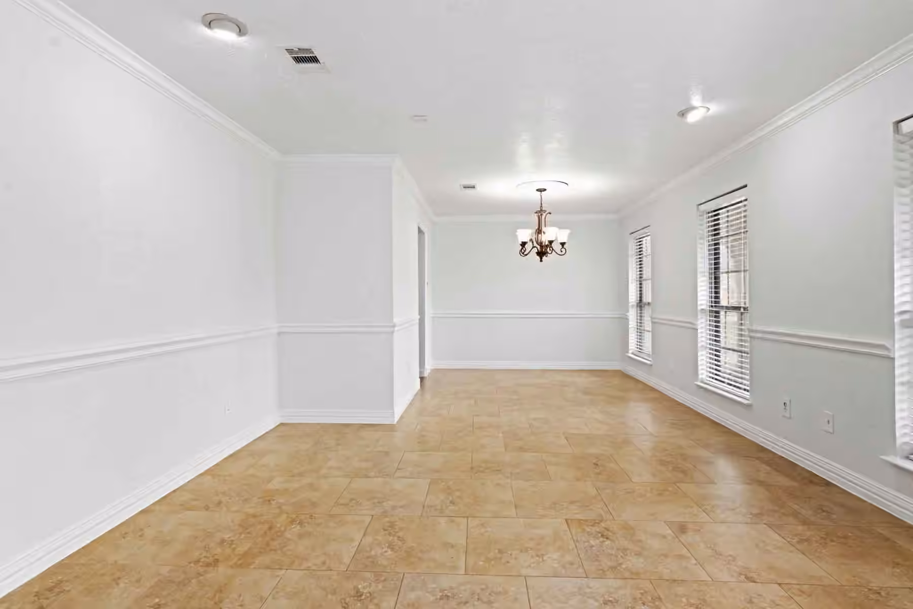 Photo 6 of 10126 Sageaspen Lane, Houston, TX