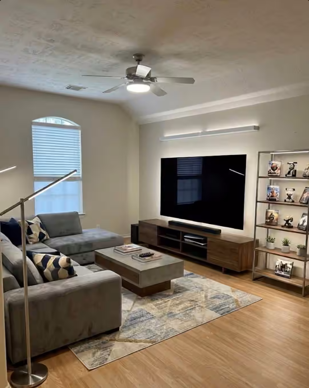 Photo 6 of 6815 Great Oaks Shadow Drive, Houston, TX