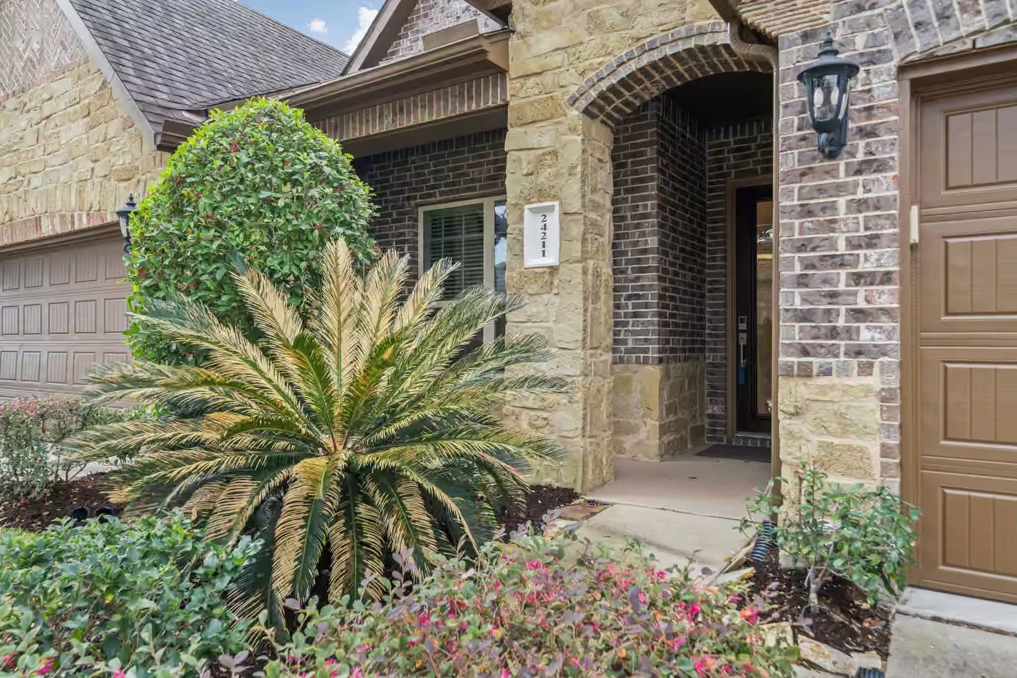Photo 3 of 24211 Cordova Brook Lane, Katy, TX