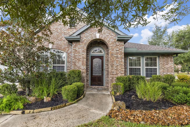 Photo 2 of 31515 Orchard Hill Lane, Spring, TX