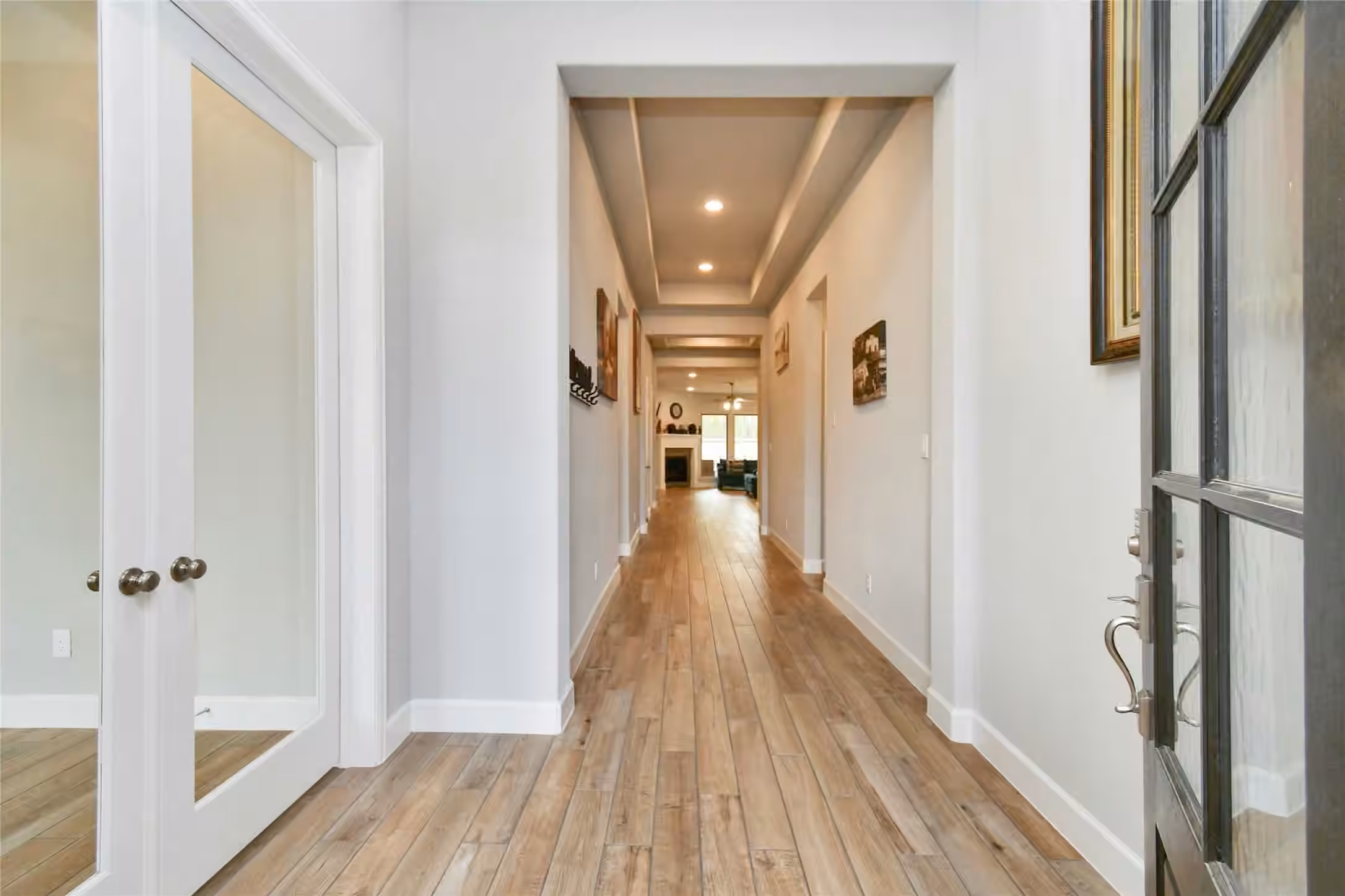 Photo 5 of 5042 Albany Shores Lane, Fulshear, TX