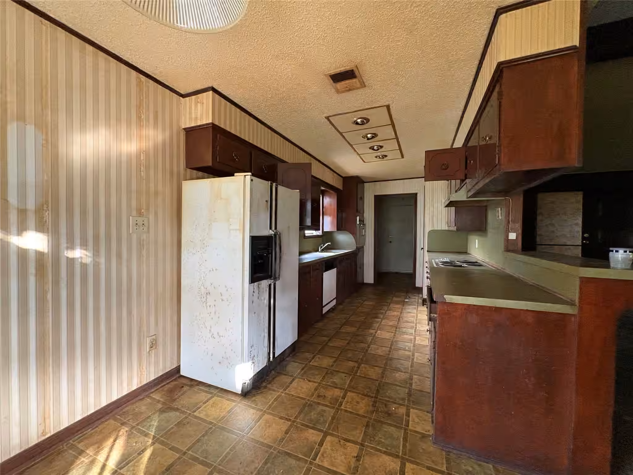 Photo 2 of 3009 Del Monte Avenue, Bay City, TX