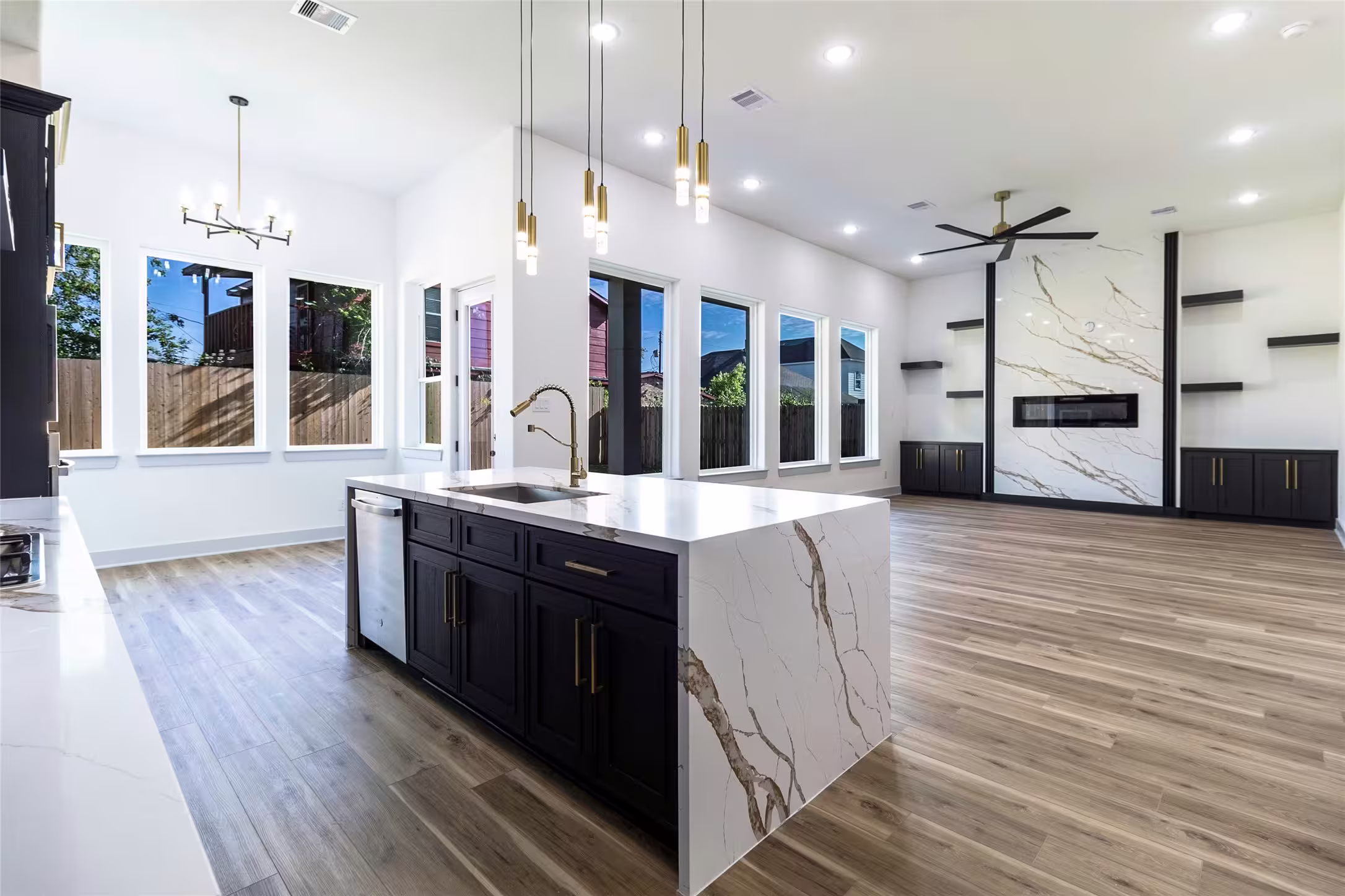 Photo 5 of 4103 Kewanee Street, Houston, TX