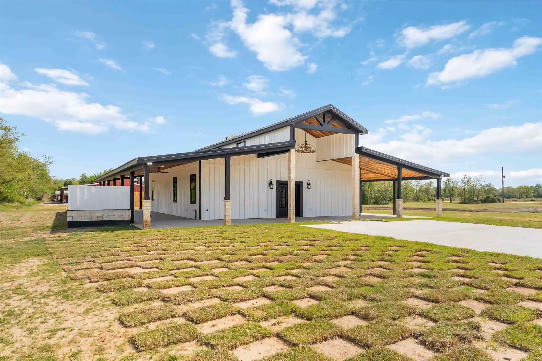 Photo of 4864 County Road 182 Off, Alvin, TX 77511
