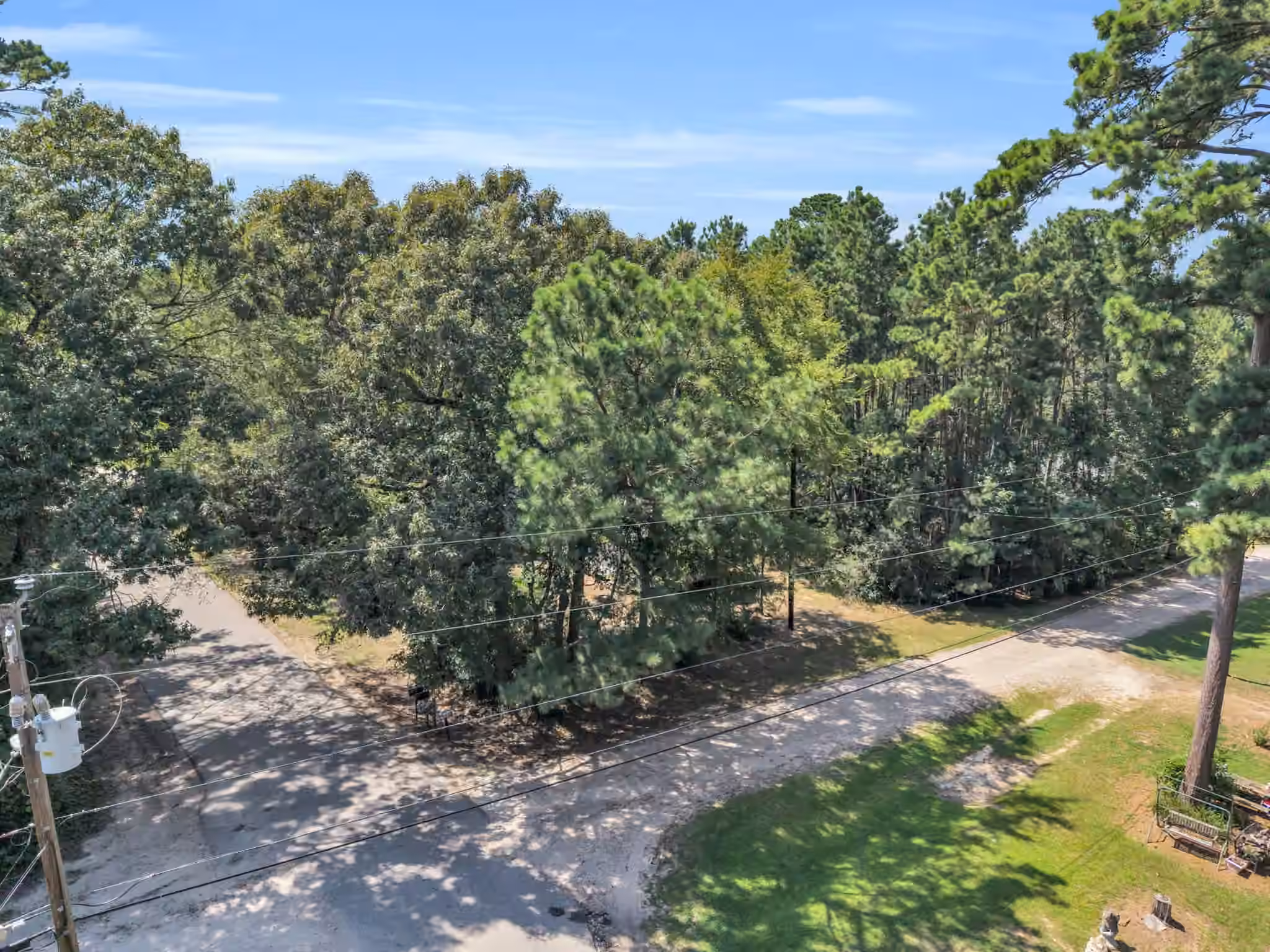 Photo 4 of 15861 Evergreen Lane, Montgomery, TX
