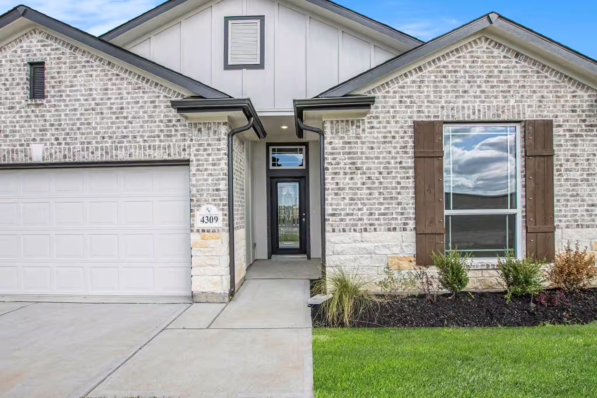 Photo of 4309 Ellison Street, Bay City, TX 77414