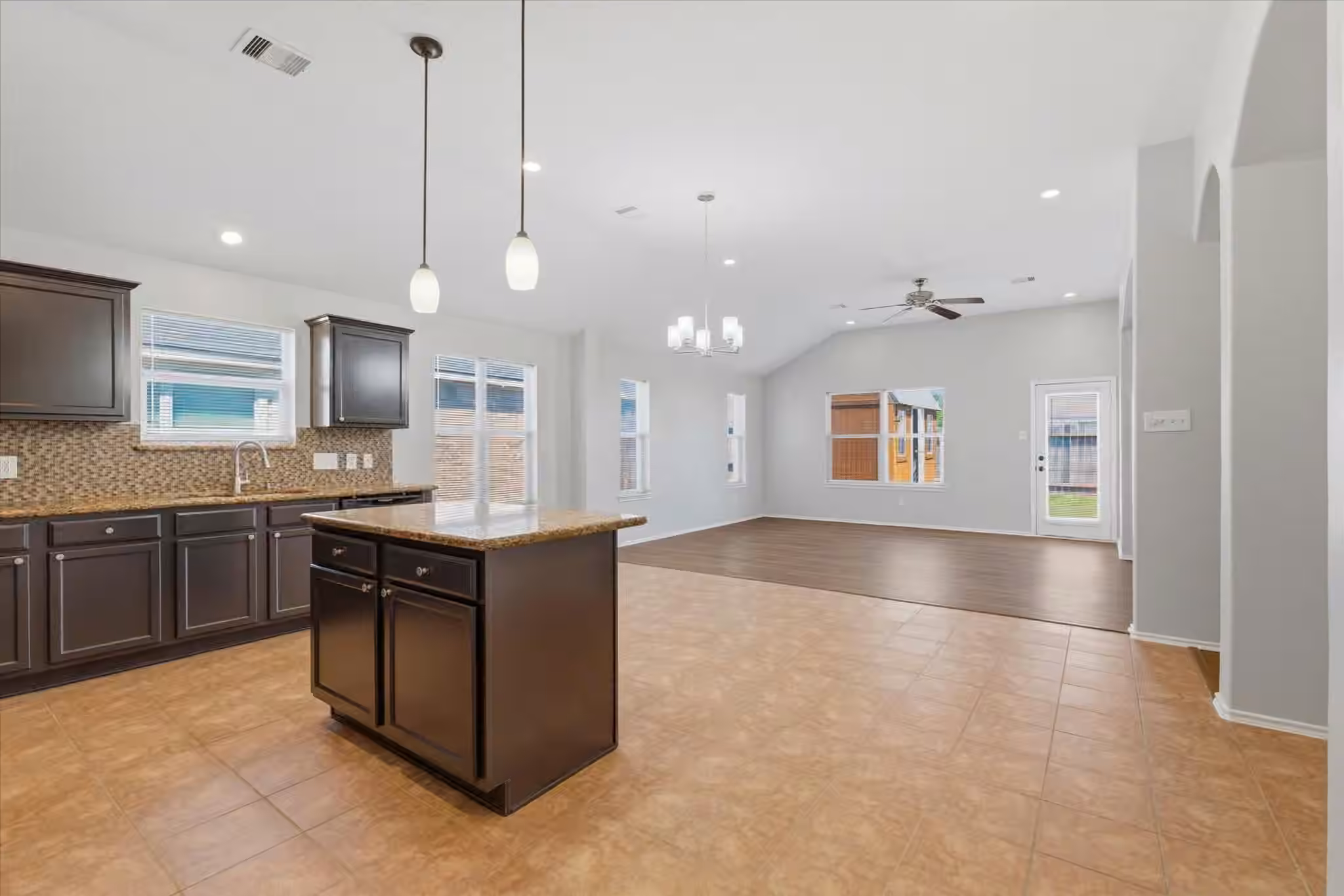 Photo 6 of 4506 Prince Street, Baytown, TX