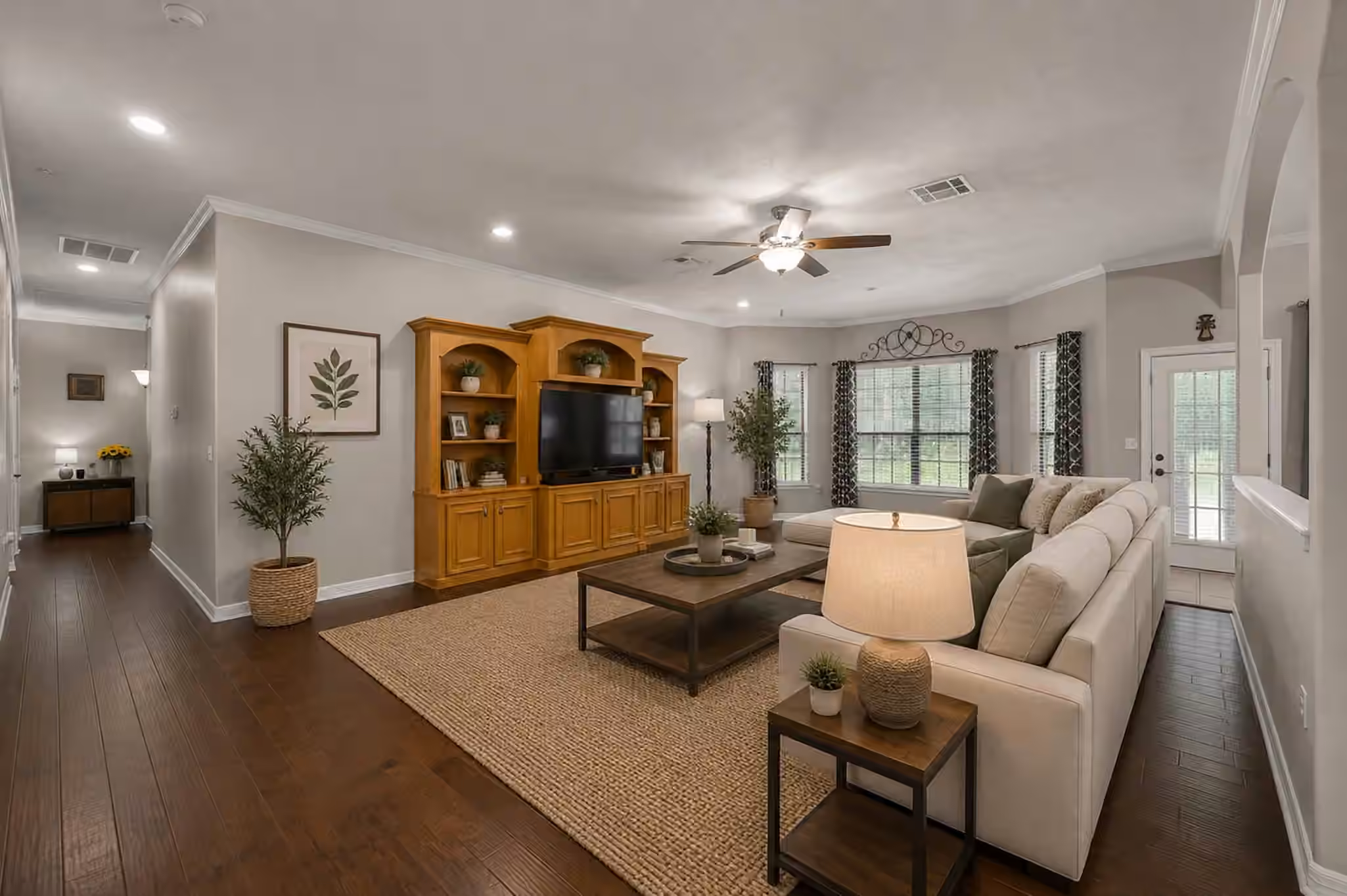 Photo 5 of 910 Commons Way Court, Huffman, TX