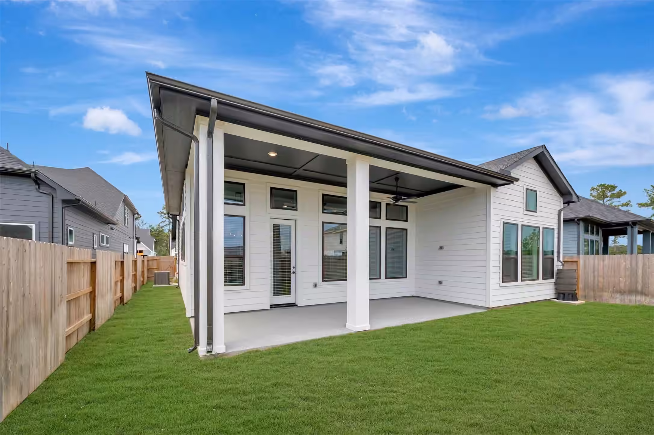 Photo 5 of 18607 Rumba Court, Conroe, TX