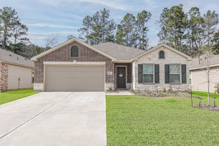 Photo of 9971 Spring Creek Road, Cleveland, TX 77327