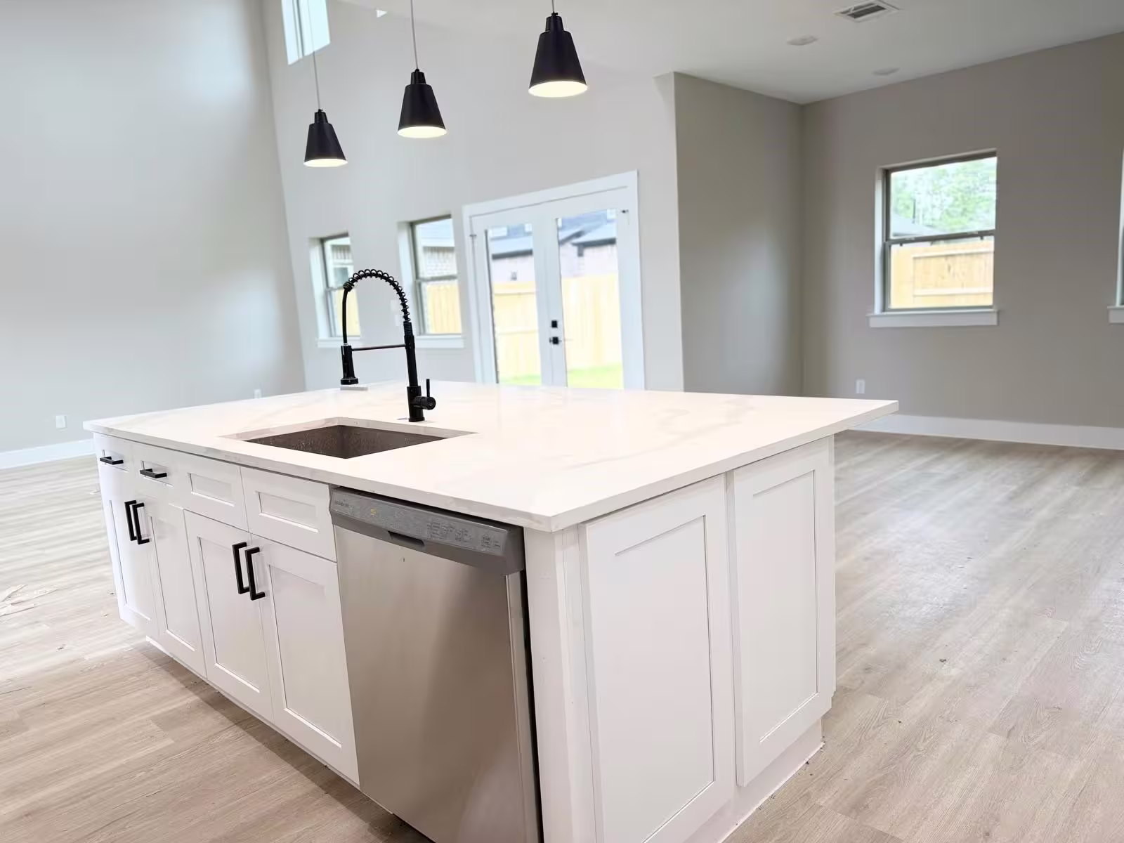 Photo 7 of 2518 LIGURIA LN, Spring, TX