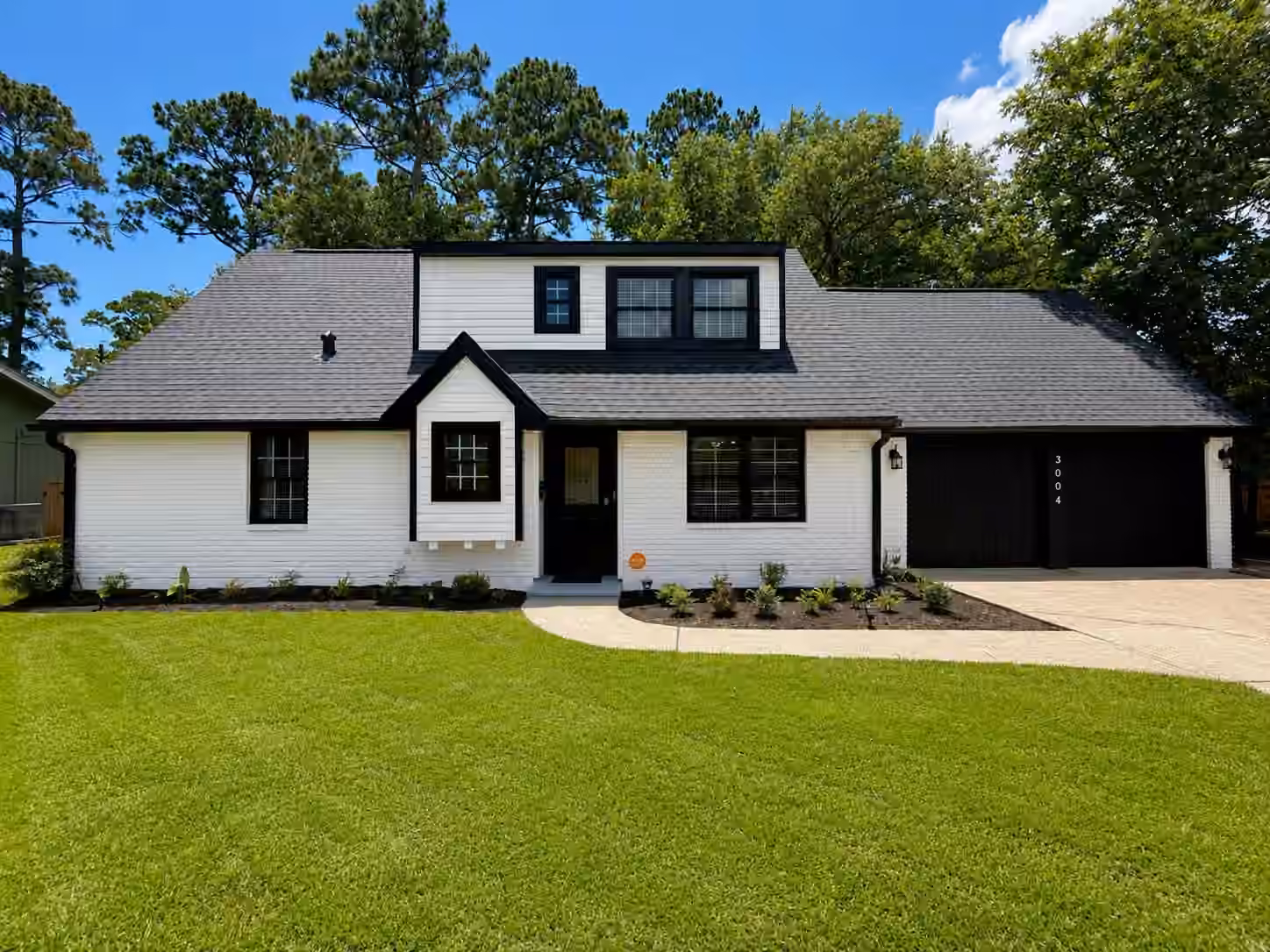 Photo of 3004 Woodland Drive, Dickinson, TX 77539