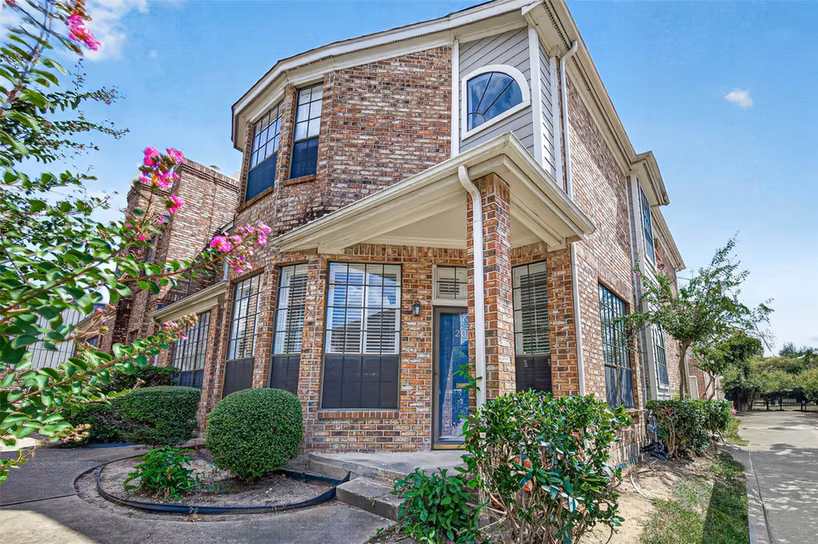 Photo 5 of 8888 Benning Drive 204, Houston, TX