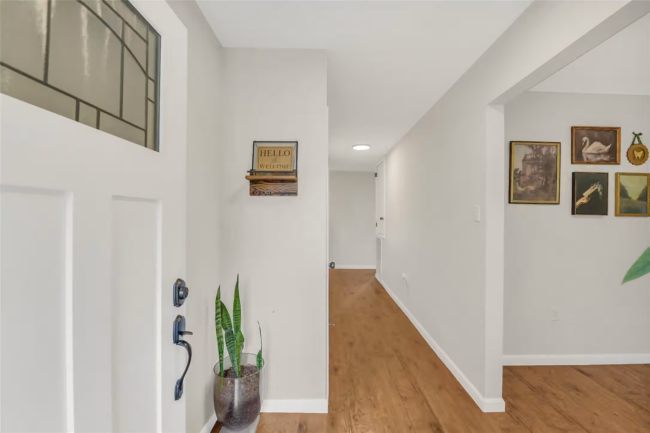 Photo 4 of 3327 Honey Creek Drive, Houston, TX