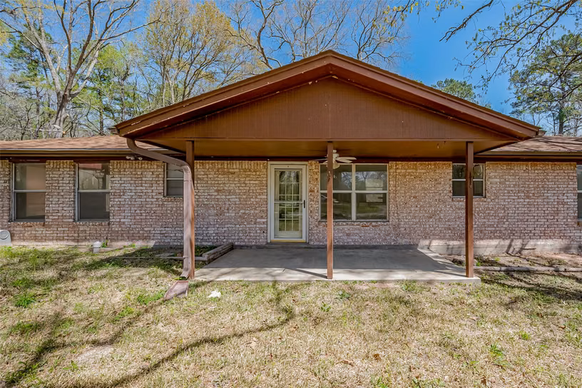 Photo 3 of 14 Veronica Lane, Huntsville, TX