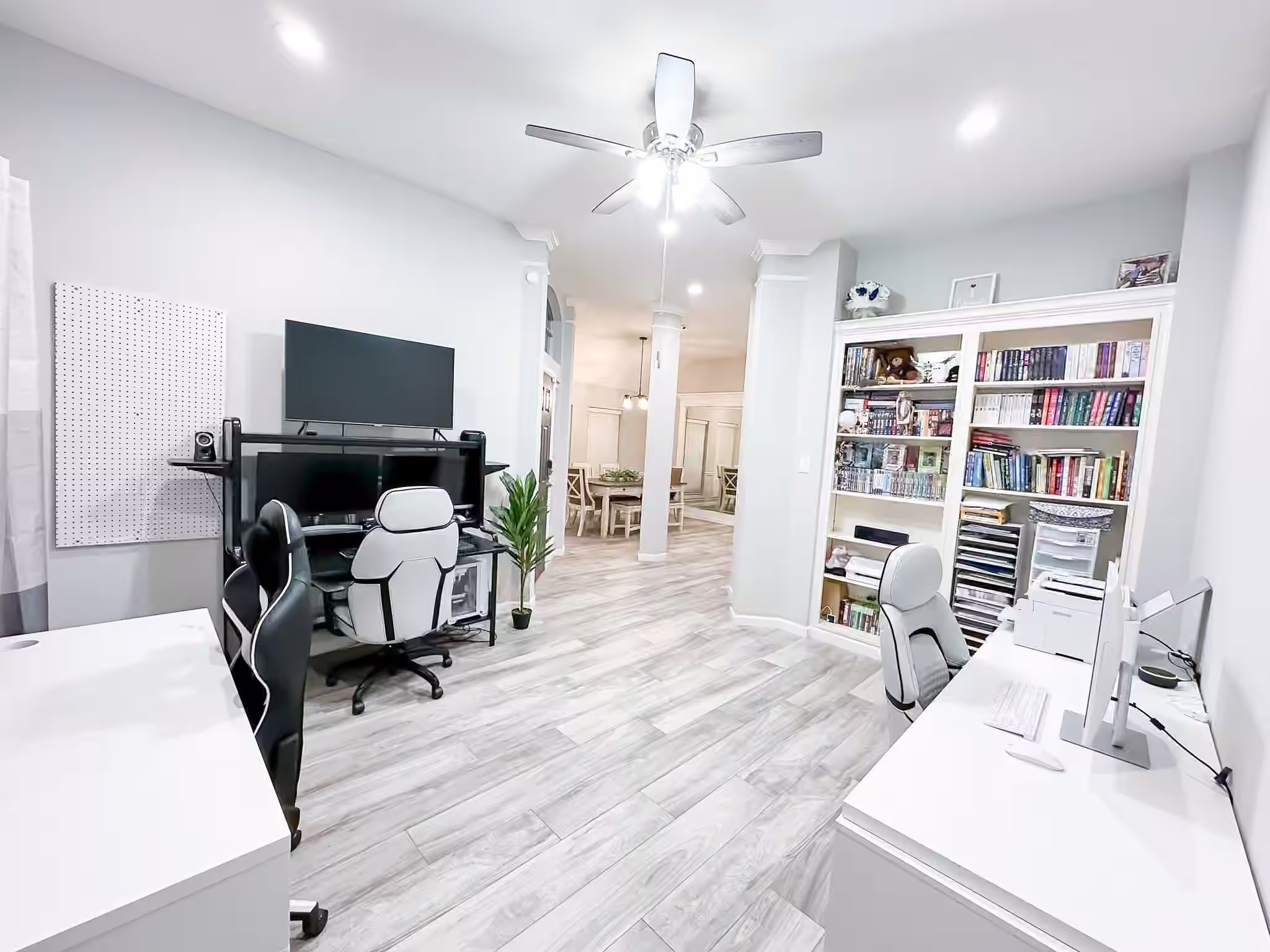 Photo 2 of 3722 Paigewood Drive, Pearland, TX