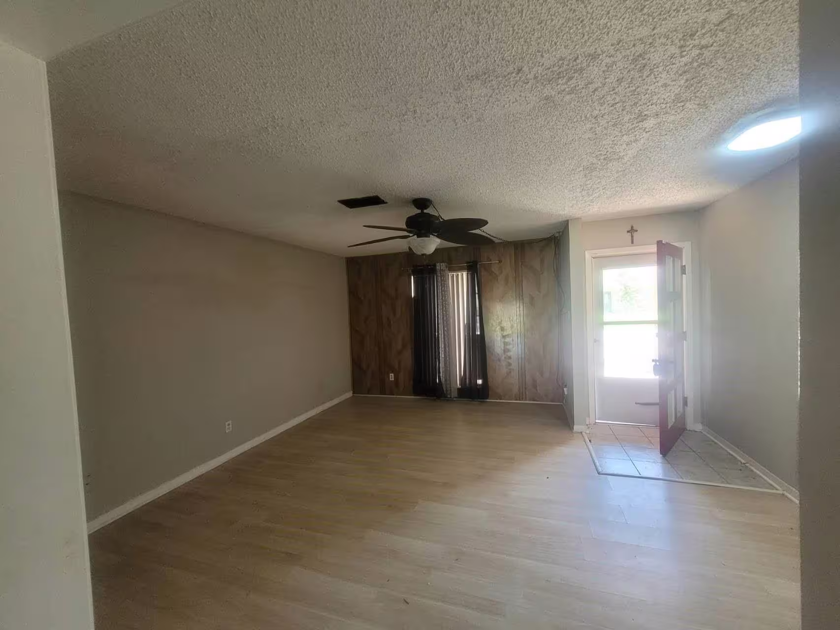 Photo 3 of 2709 21st Avenue N, Texas City, TX