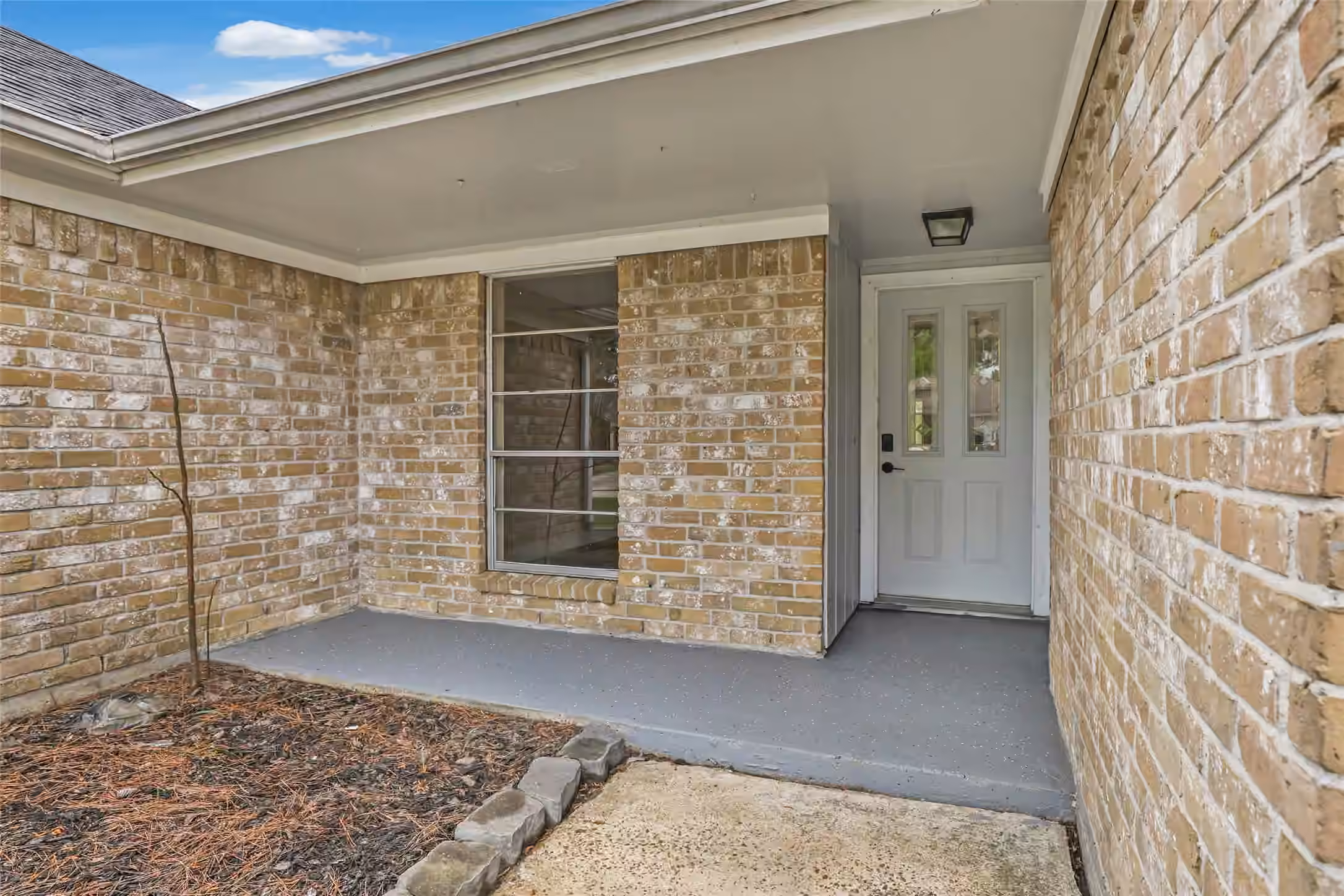 Photo 3 of 5518 Cypressgate Drive, Spring, TX