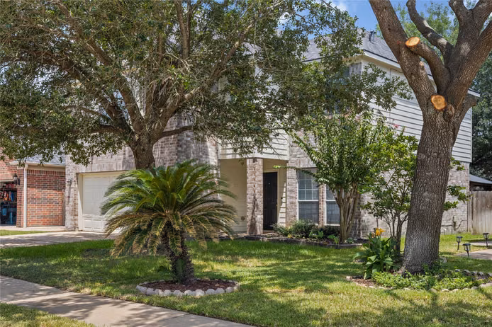Photo 2 of 15518 Elm Leaf Place, Cypress, TX