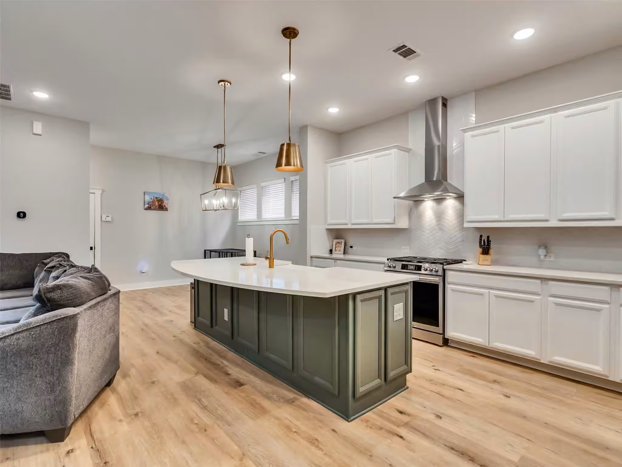 Photo 7 of 15146 Tenacious Drive, Cypress, TX