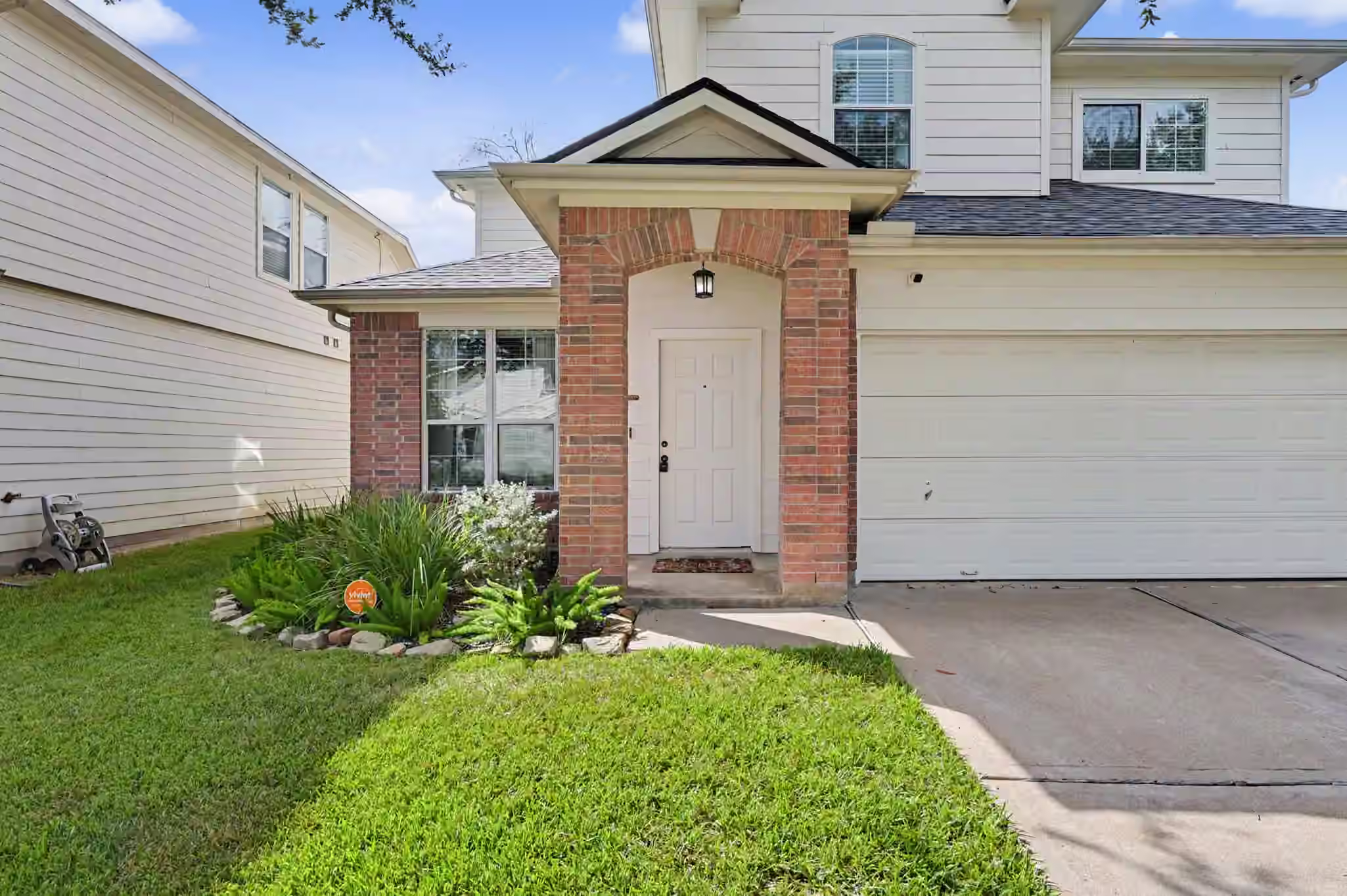 Photo 2 of 19207 Sagebrush Valley Lane, Cypress, TX