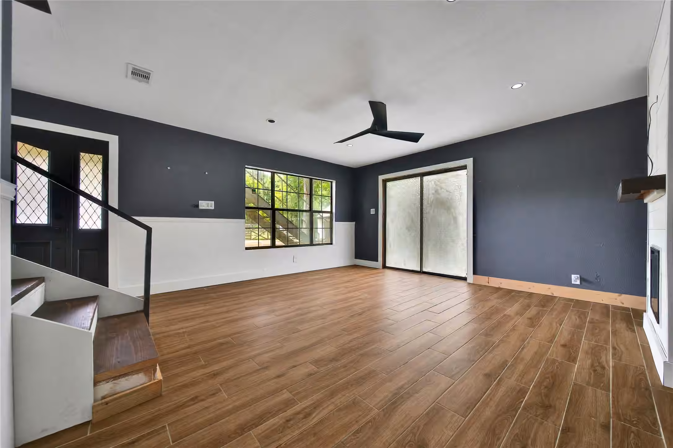 Photo 5 of 1206 N Cleveland Street, Dayton, TX