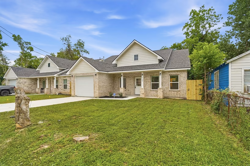 Photo 2 of 6109 Woodrow Street, Texas City, TX